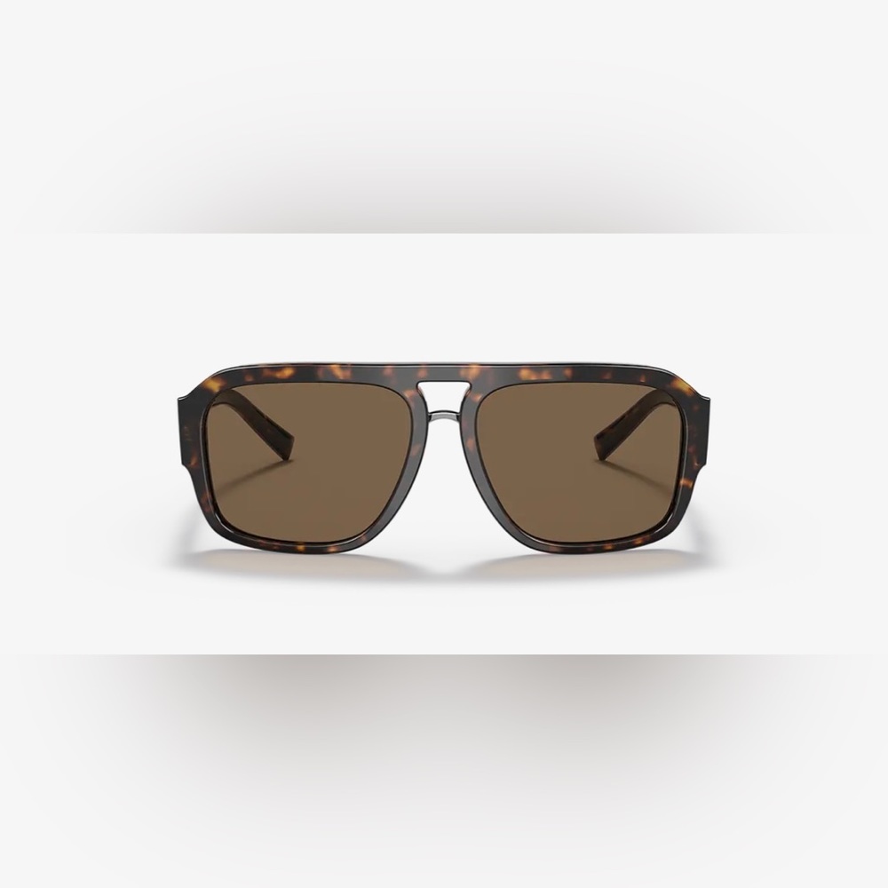 Dolce & Gabbana sunglasses 🕶️